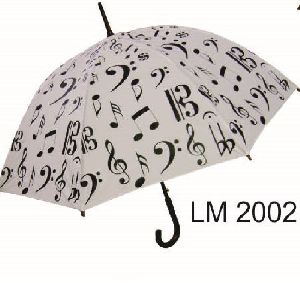 Guarda chuva musical branco com simbolos musicais pretas 