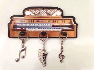 Porta chaves madeira Orgao Eletrônico painel  
